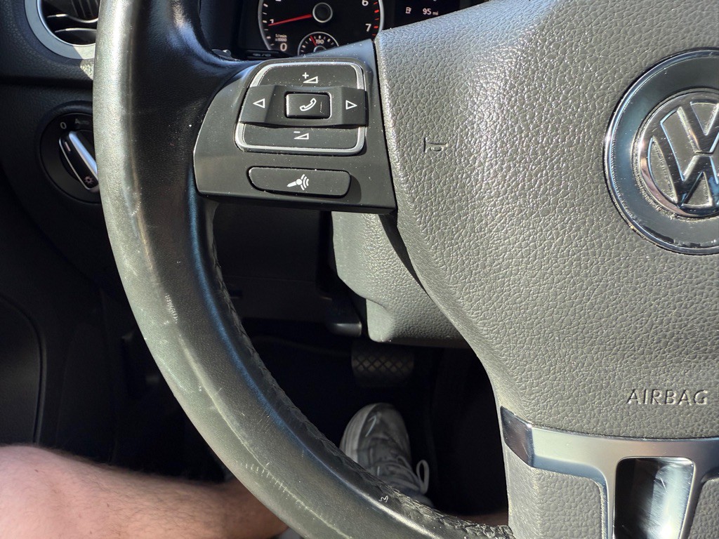 2016 Volkswagen Tiguan Image 26