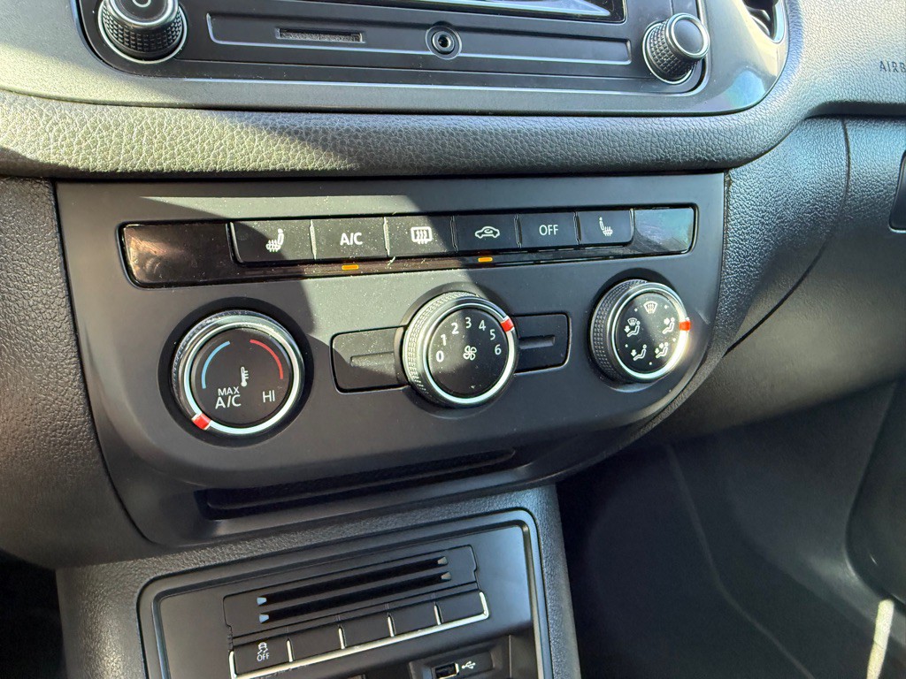 2016 Volkswagen Tiguan Image 29