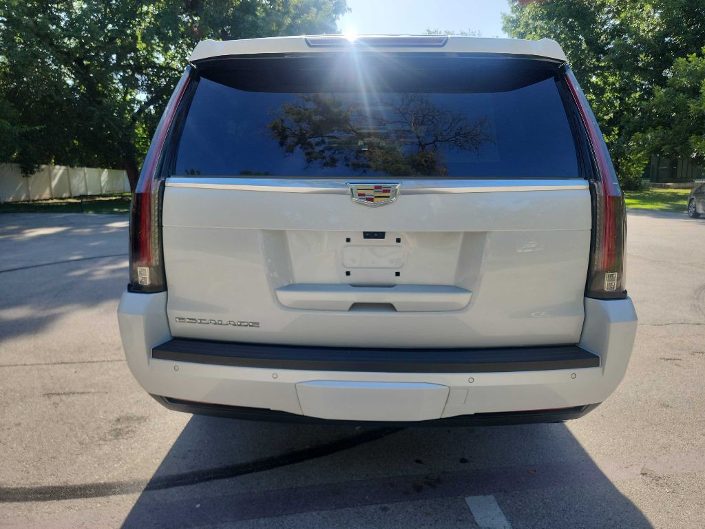 2018 Cadillac Escalade Image 7