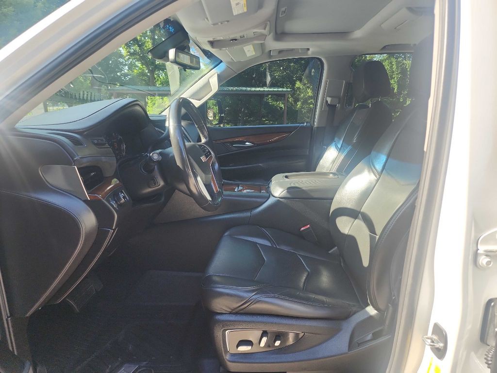 2018 Cadillac Escalade Image 20