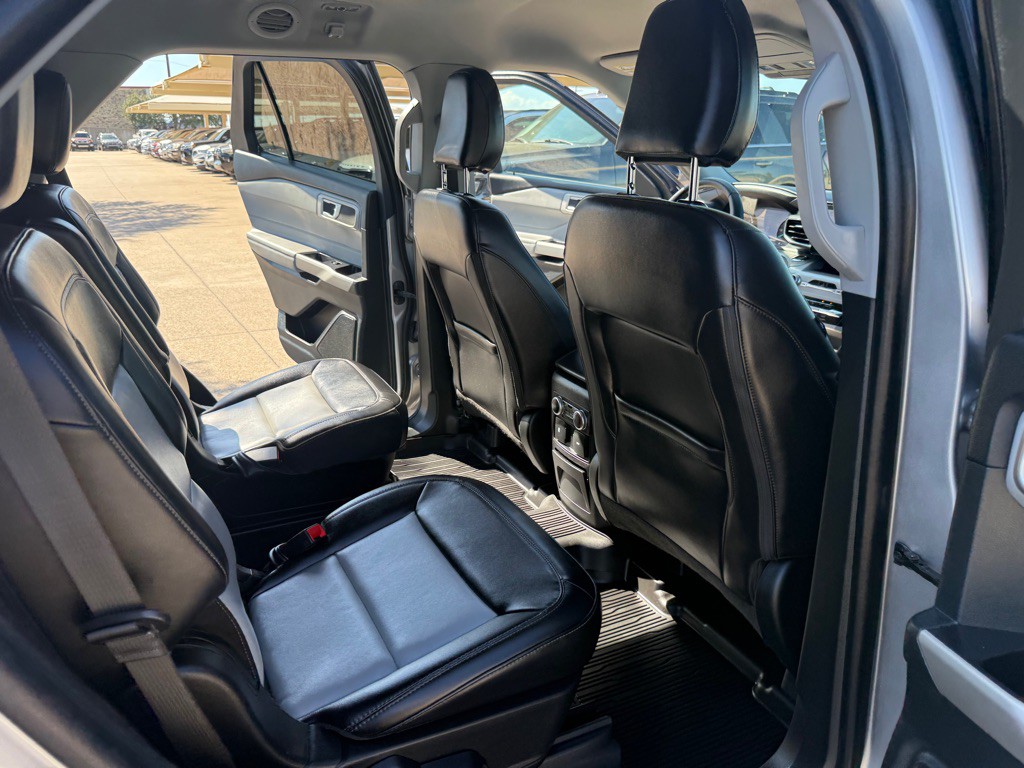 2023 Ford Explorer Image 17