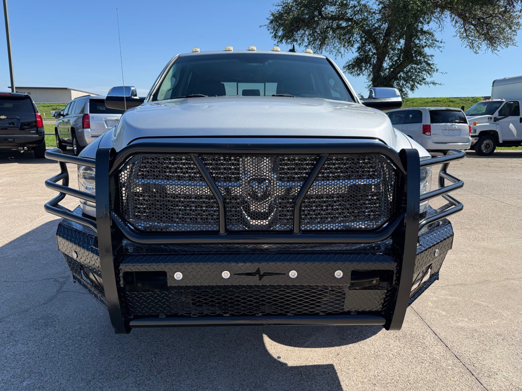 2016 RAM 3500 Image 2