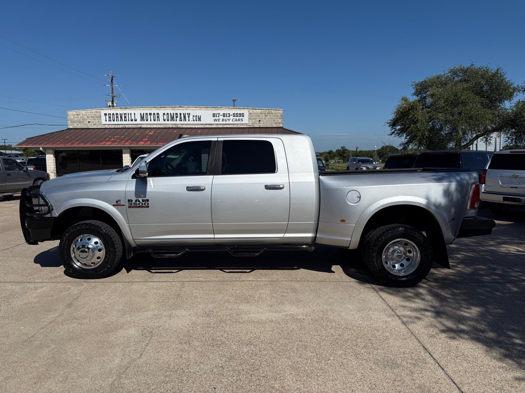 2016 RAM 3500 Image 4