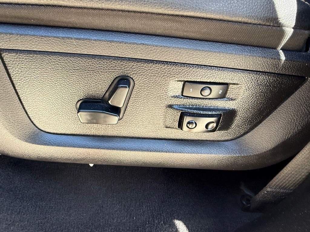 2016 RAM 3500 Image 22