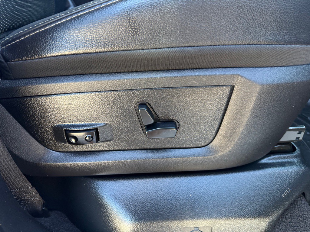 2016 RAM 3500 Image 26