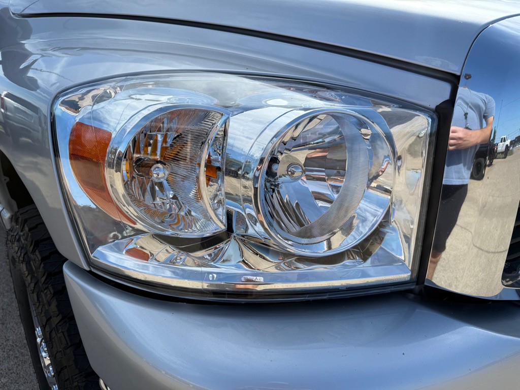 2006 Dodge Ram 3500 Image 11