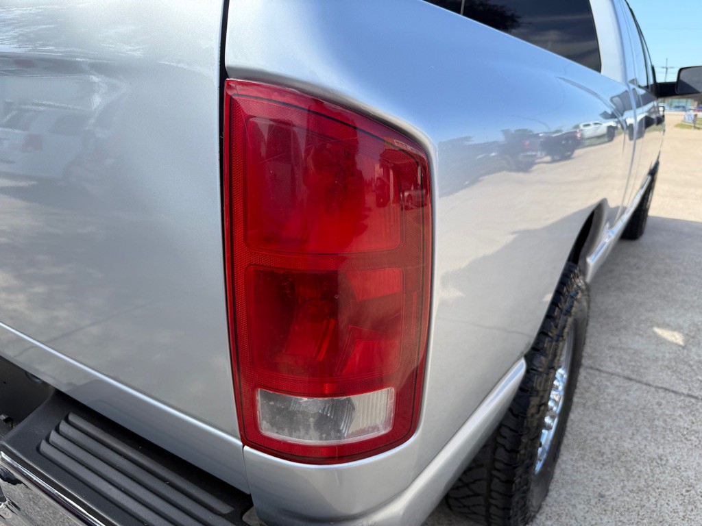 2006 Dodge Ram 3500 Image 12