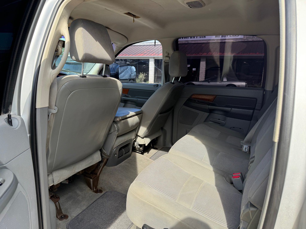 2006 Dodge Ram 3500 Image 16