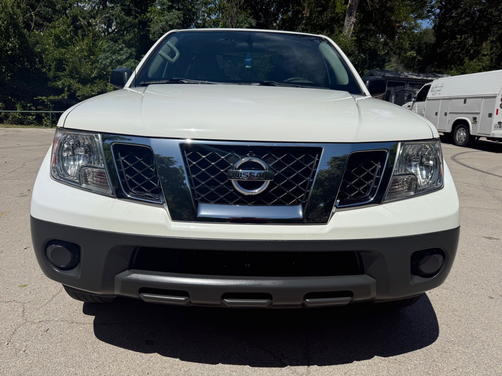 2020 Nissan Frontier Image 3