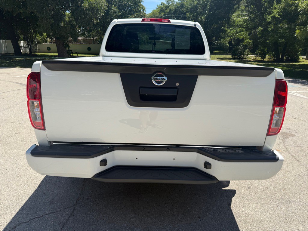 2020 Nissan Frontier Image 9
