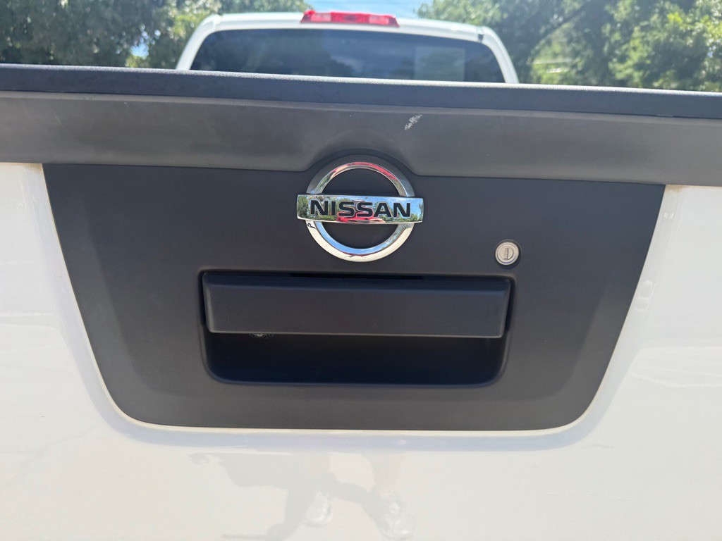 2020 Nissan Frontier Image 10