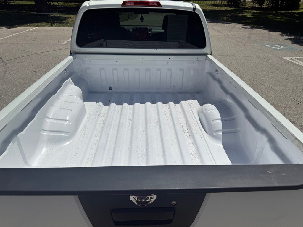 2020 Nissan Frontier Image 11