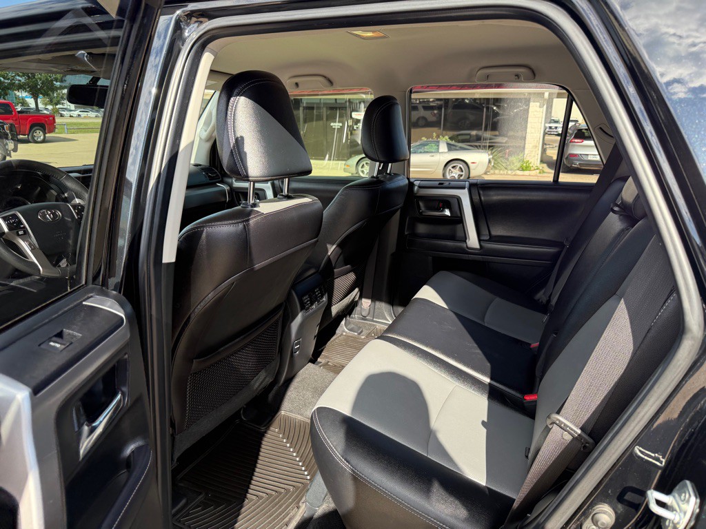2018 Toyota 4Runner Image 14