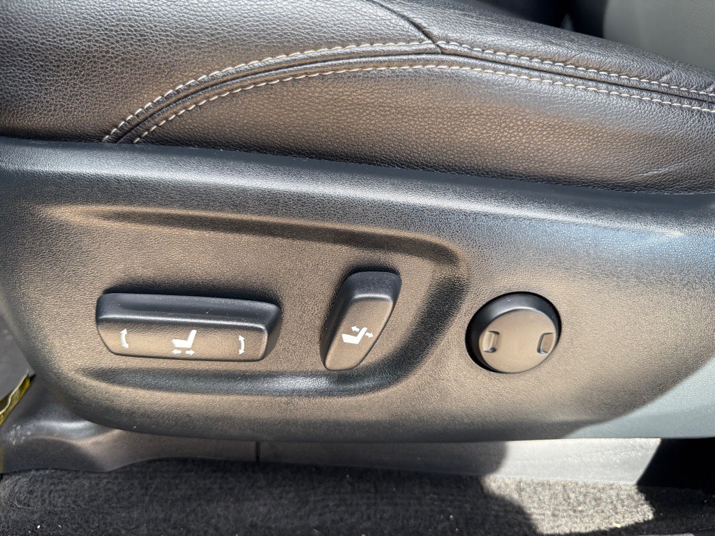 2018 Toyota 4Runner Image 18