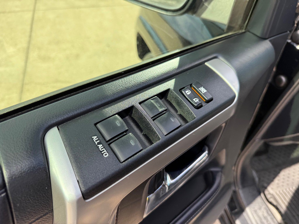 2018 Toyota 4Runner Image 20