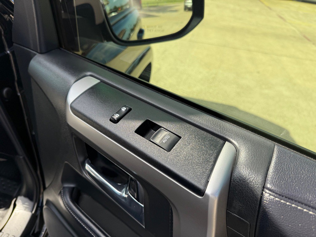 2018 Toyota 4Runner Image 24