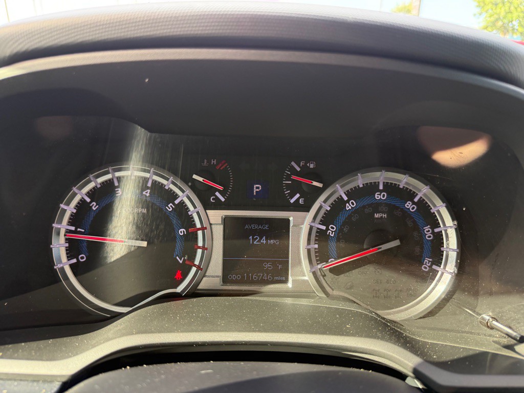 2018 Toyota 4Runner Image 27