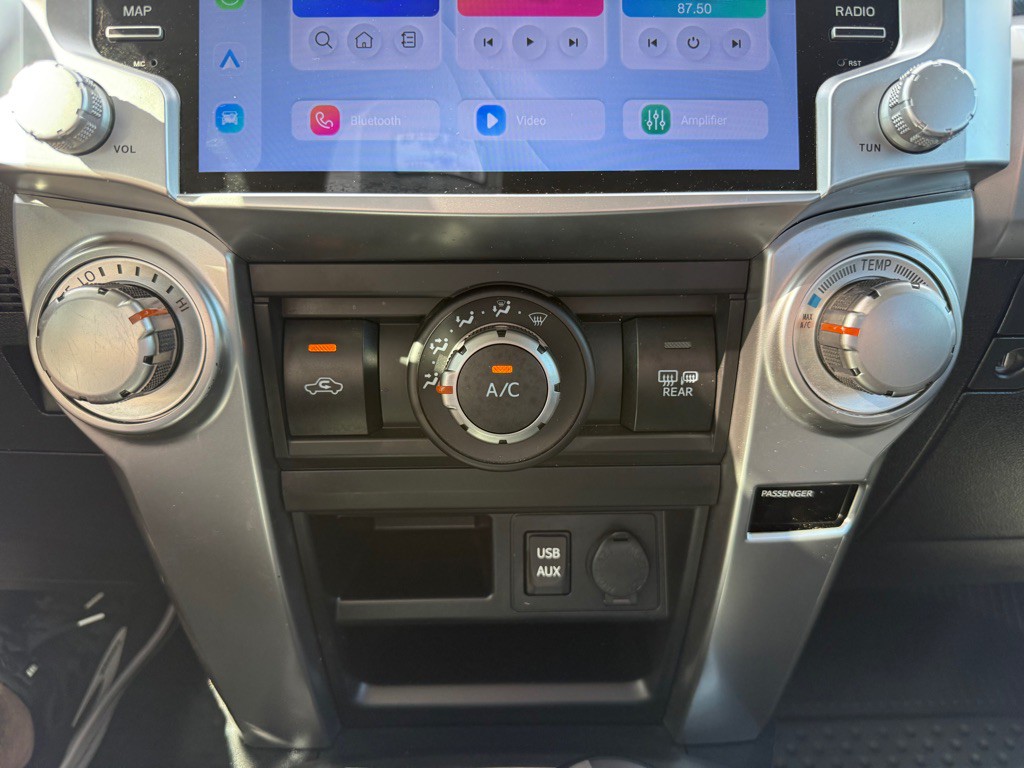 2018 Toyota 4Runner Image 33