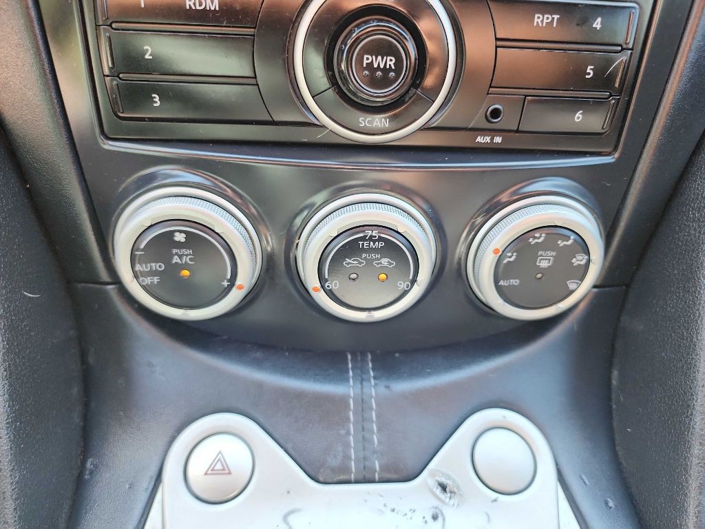 2010 Nissan 370Z Image 26