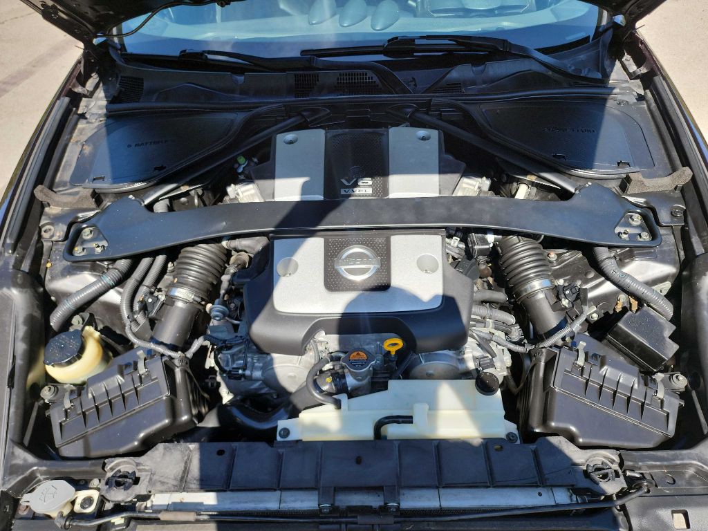 2010 Nissan 370Z Image 32