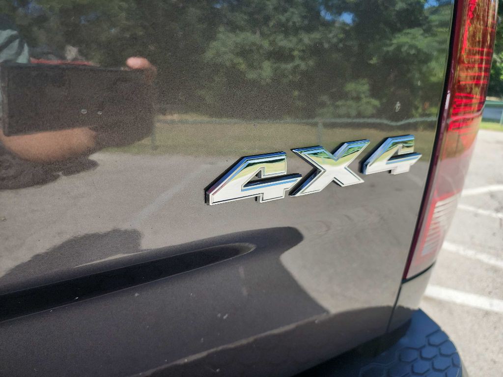 2017 RAM 3500 Image 10