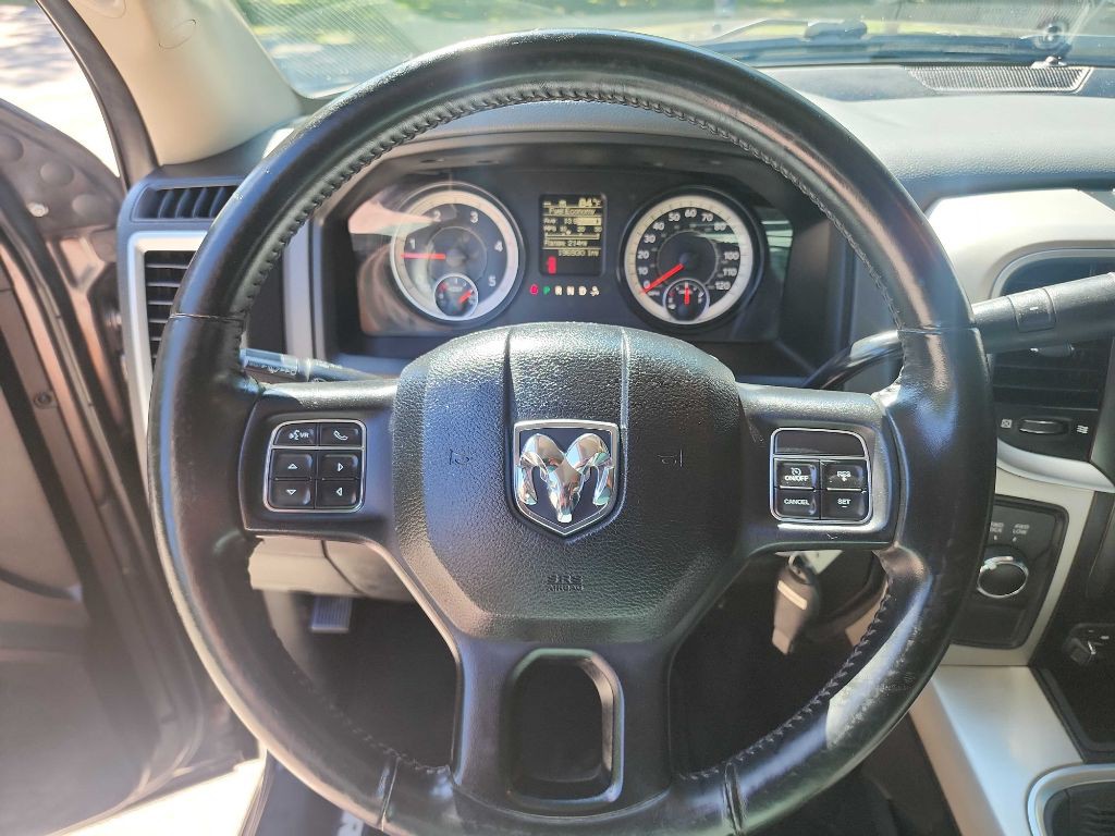 2017 RAM 3500 Image 22