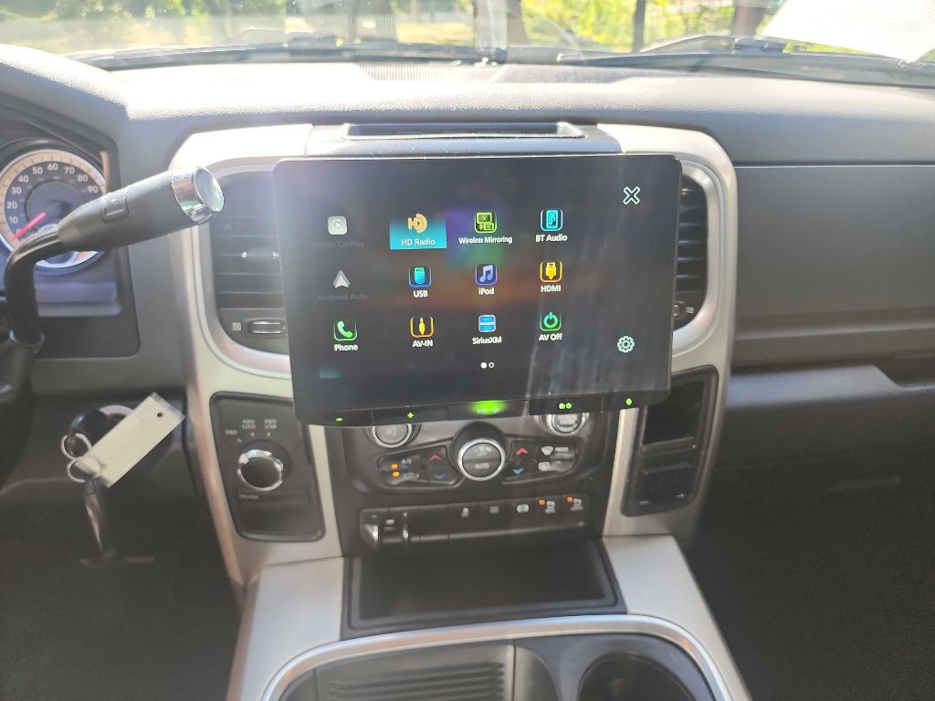2017 RAM 3500 Image 25