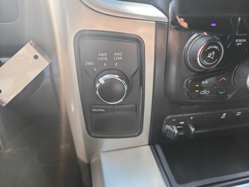 2017 RAM 3500 Image 29