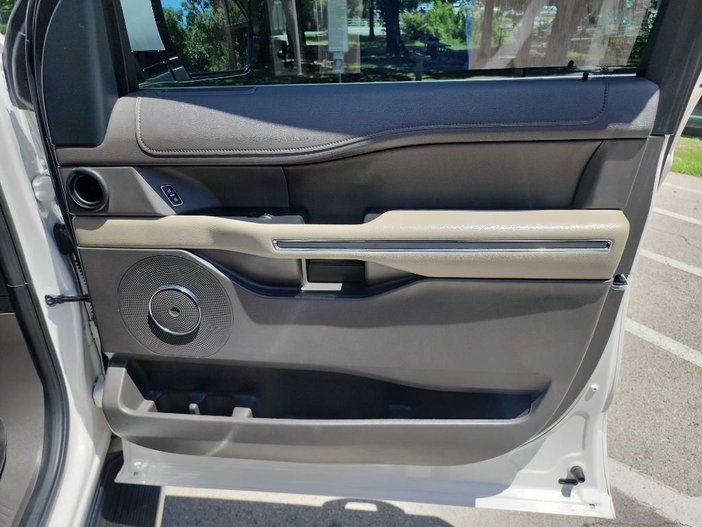 2019 Ford Expedition Image 42