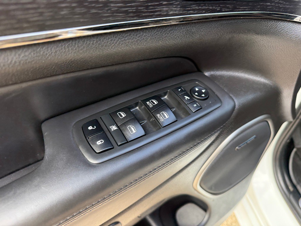 2019 Jeep Grand Cherokee Image 28