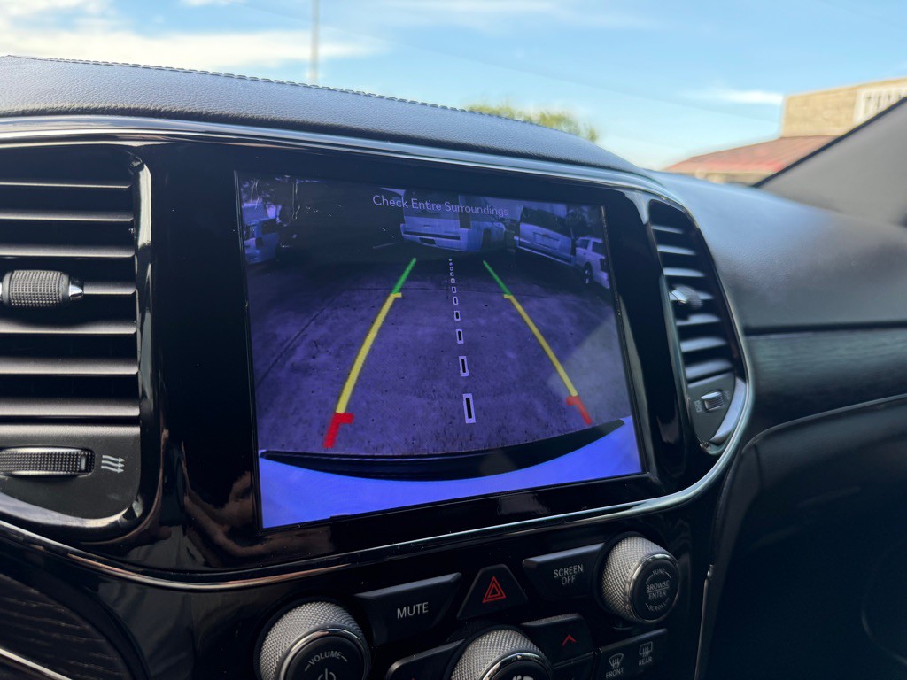 2019 Jeep Grand Cherokee Image 35