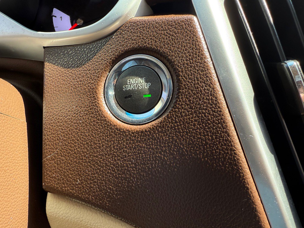 2012 Cadillac SRX Image 26
