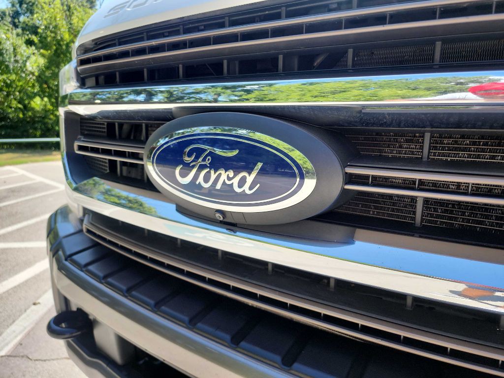2021 Ford F-250 Image 3