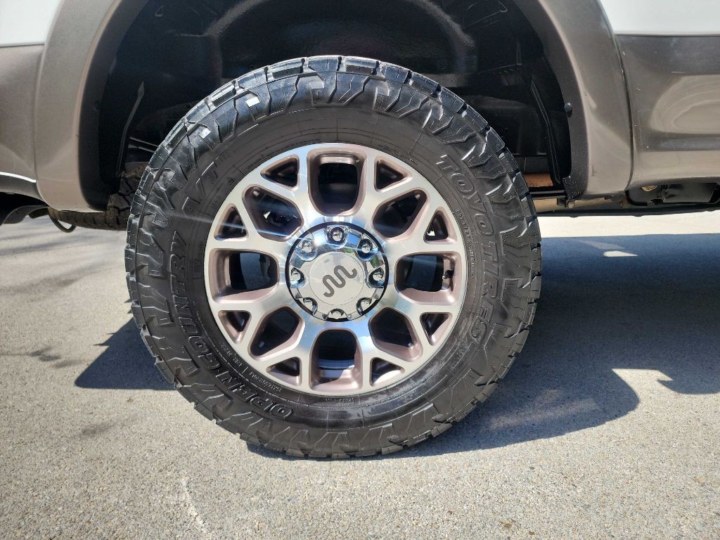 2021 Ford F-250 Image 17