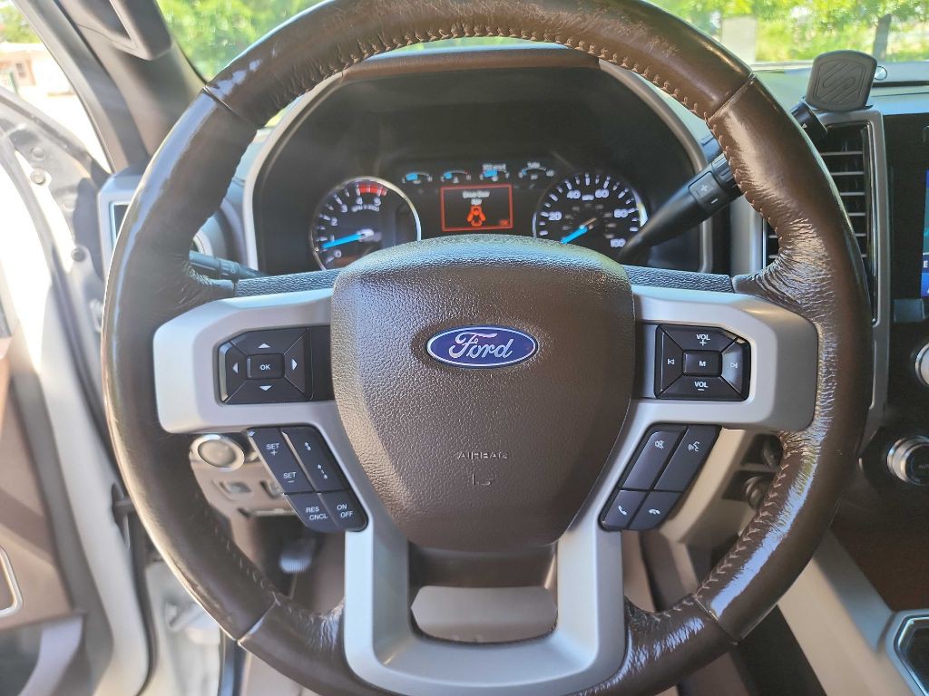 2021 Ford F-250 Image 25