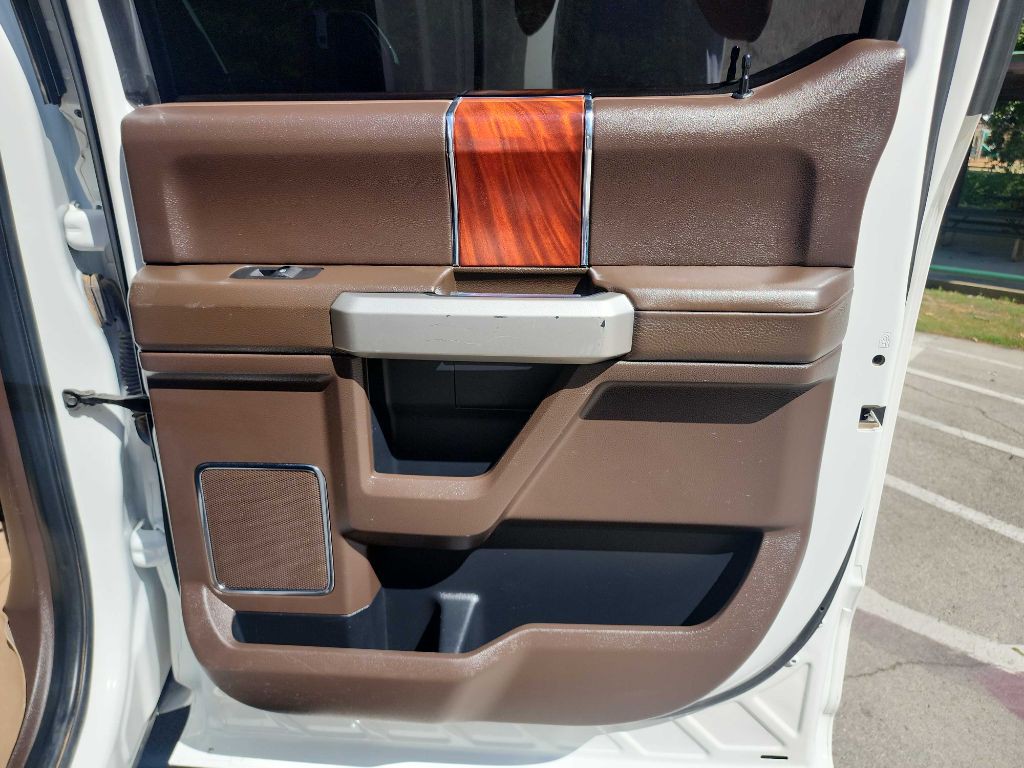 2021 Ford F-250 Image 46