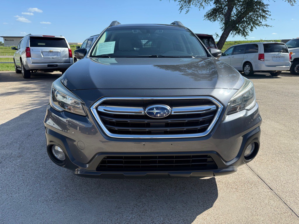 2019 Subaru Outback Image 2