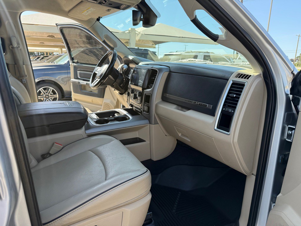 2018 RAM 2500 Image 17