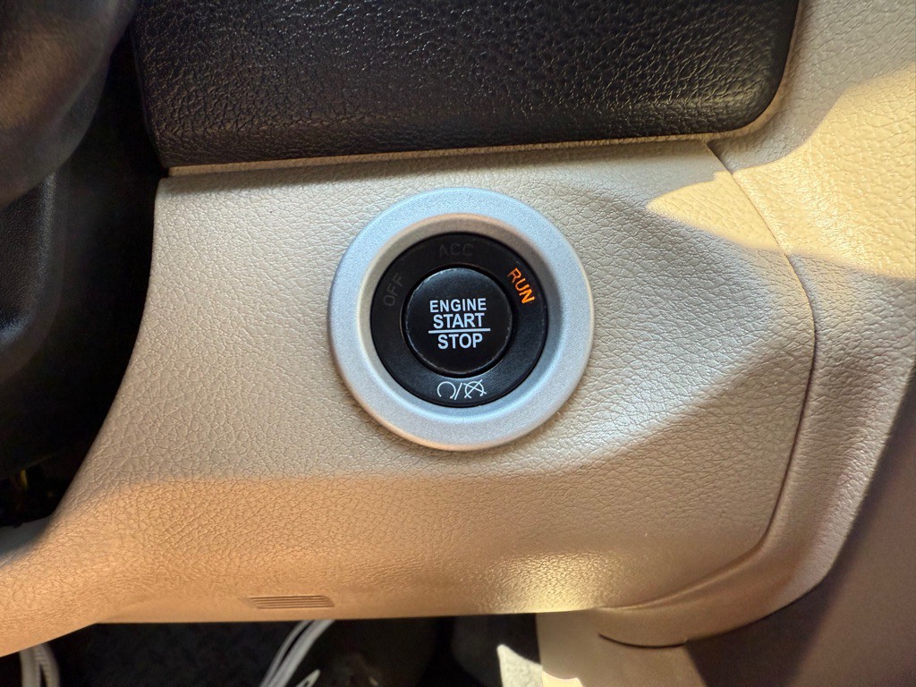 2018 RAM 2500 Image 32