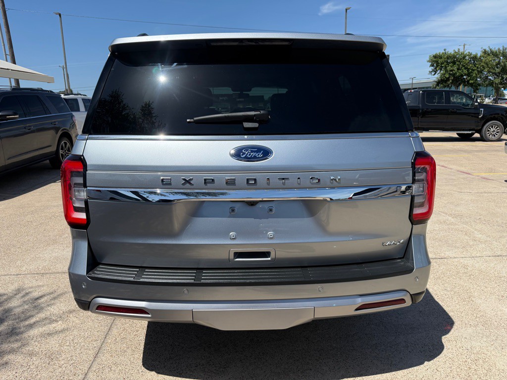 2024 Ford Expedition Image 6