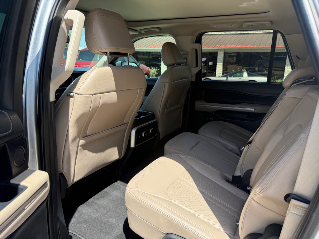 2024 Ford Expedition Image 15
