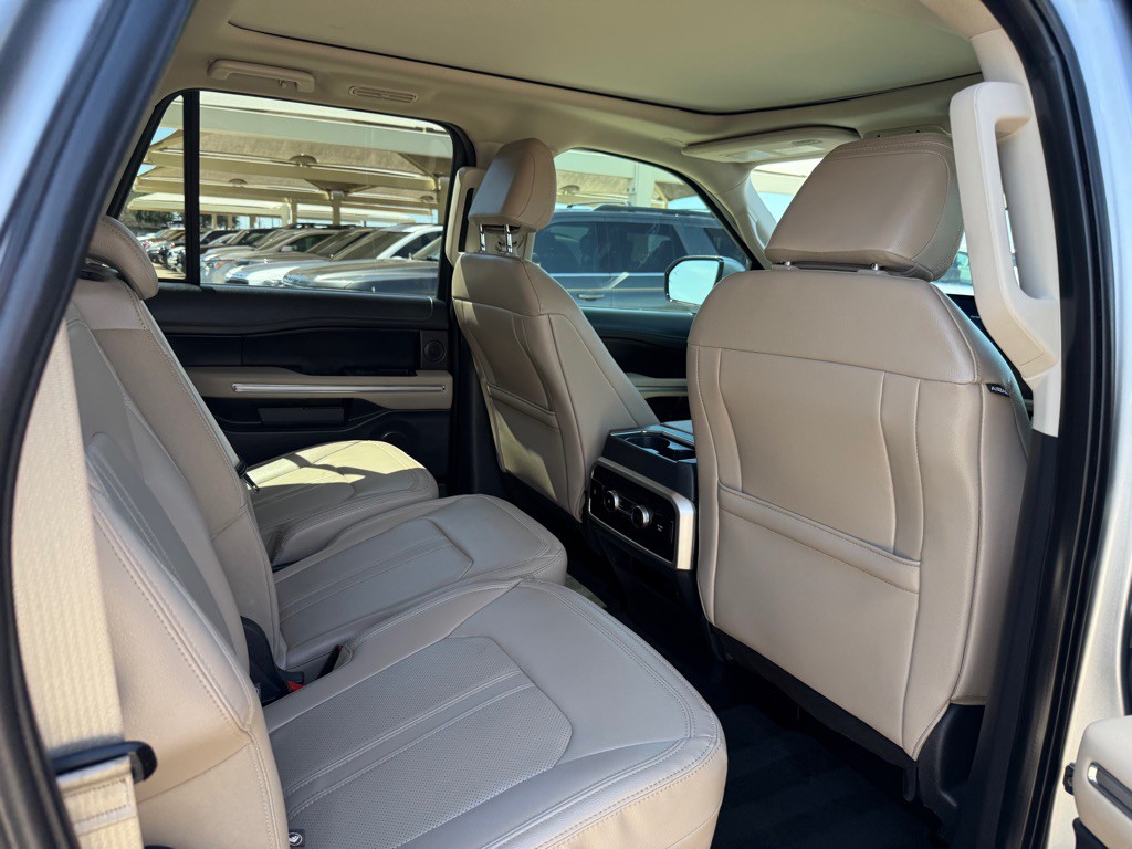 2024 Ford Expedition Image 18