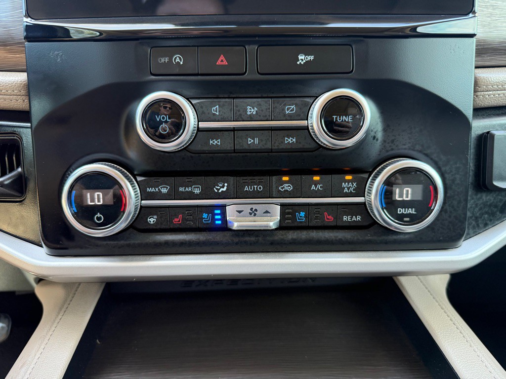 2024 Ford Expedition Image 32