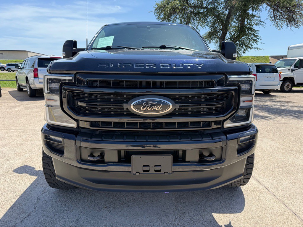 2021 Ford F-250 Image 2
