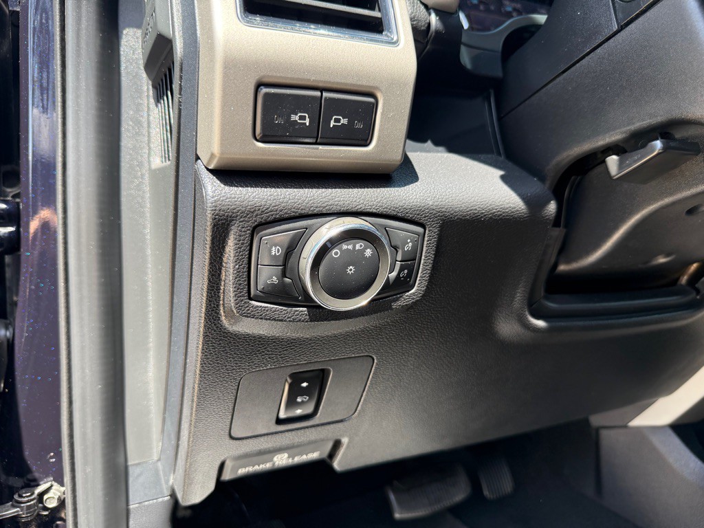 2021 Ford F-250 Image 25