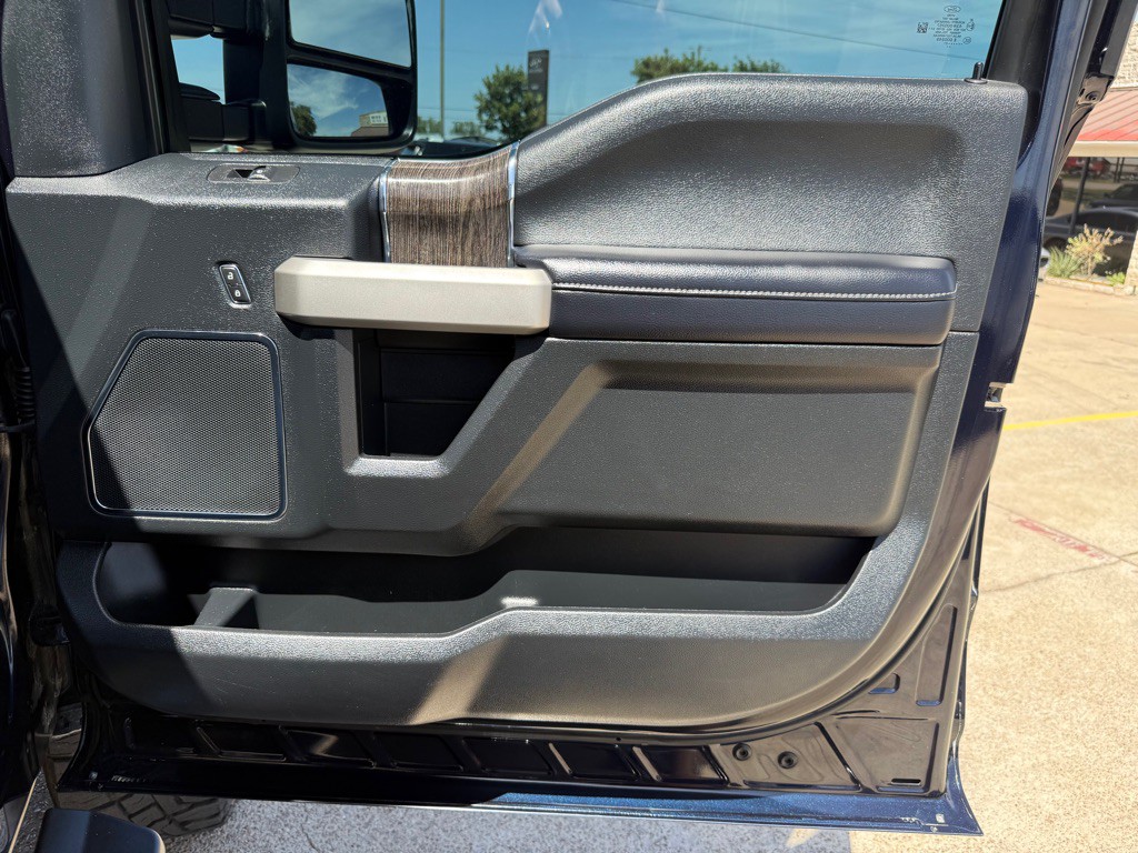 2021 Ford F-250 Image 30