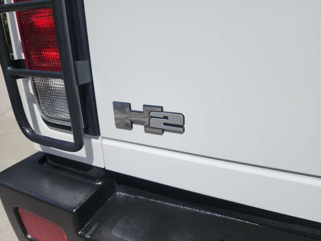 2007 HUMMER H2 Image 8