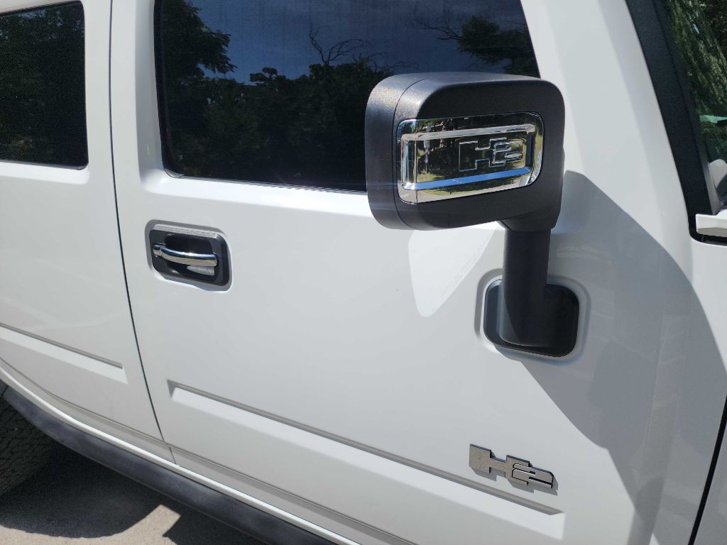 2007 HUMMER H2 Image 13