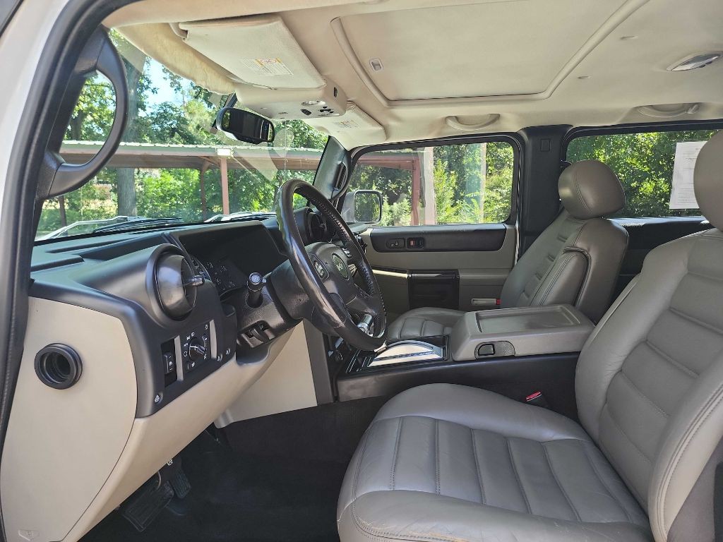 2007 HUMMER H2 Image 17