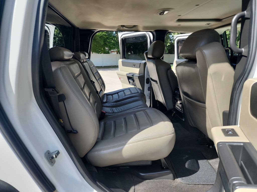2007 HUMMER H2 Image 36